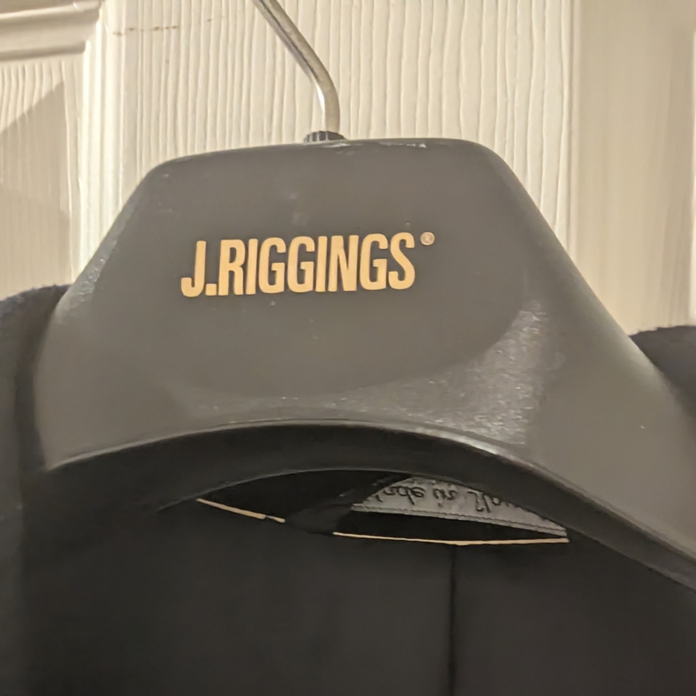 J. Riggings Vintage Black Hanger - Men's